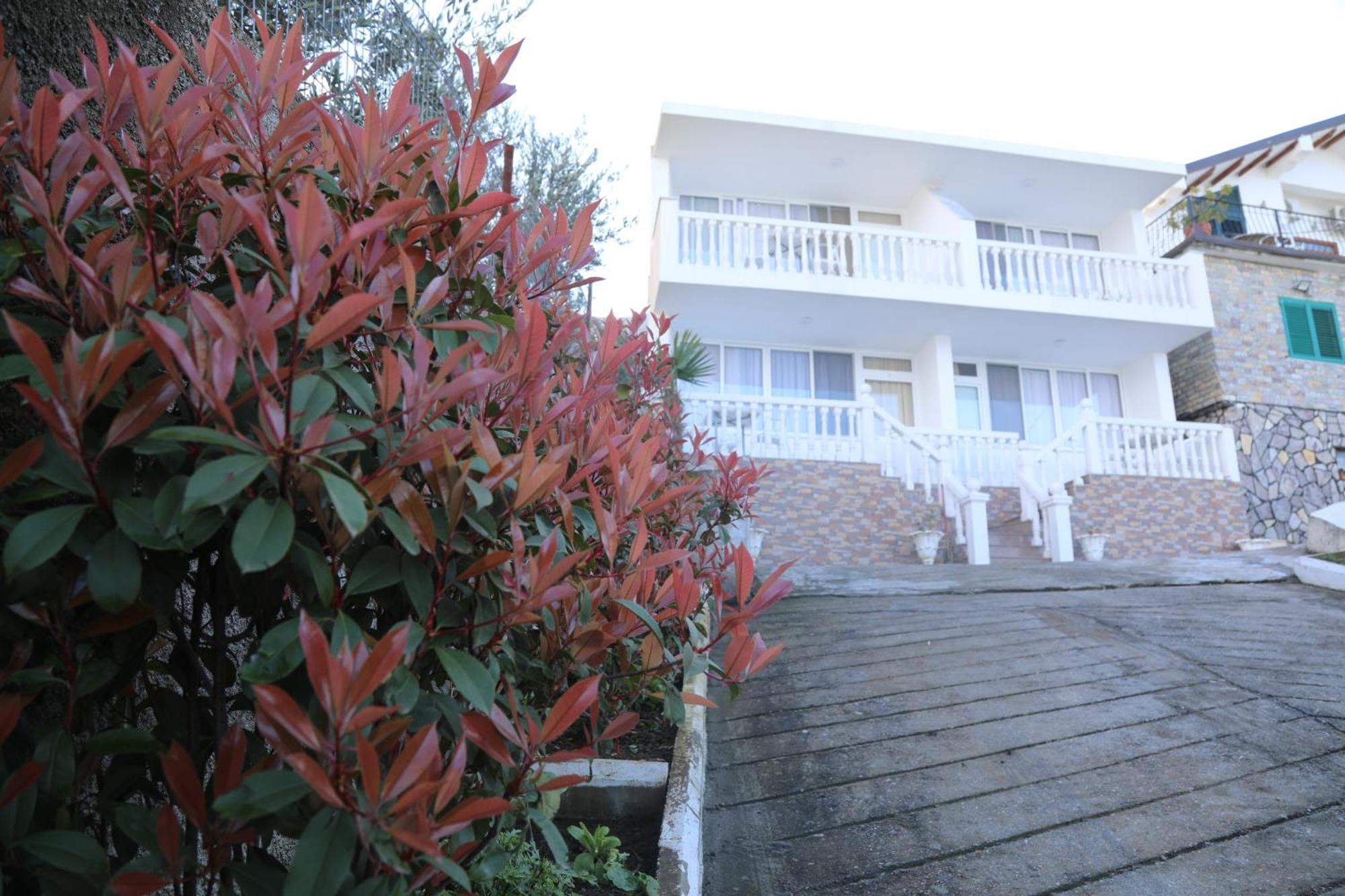 Lakefront House Shiroka ภายนอก รูปภาพ