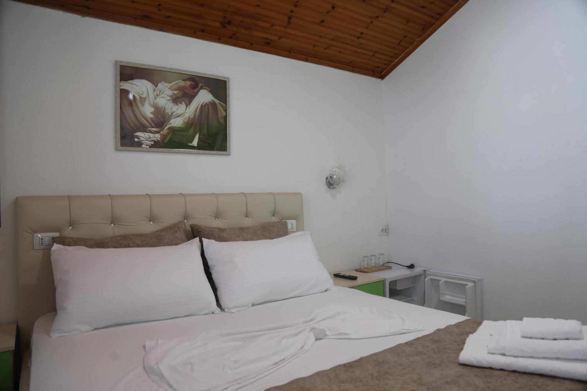 Lakefront House Shiroka ภายนอก รูปภาพ