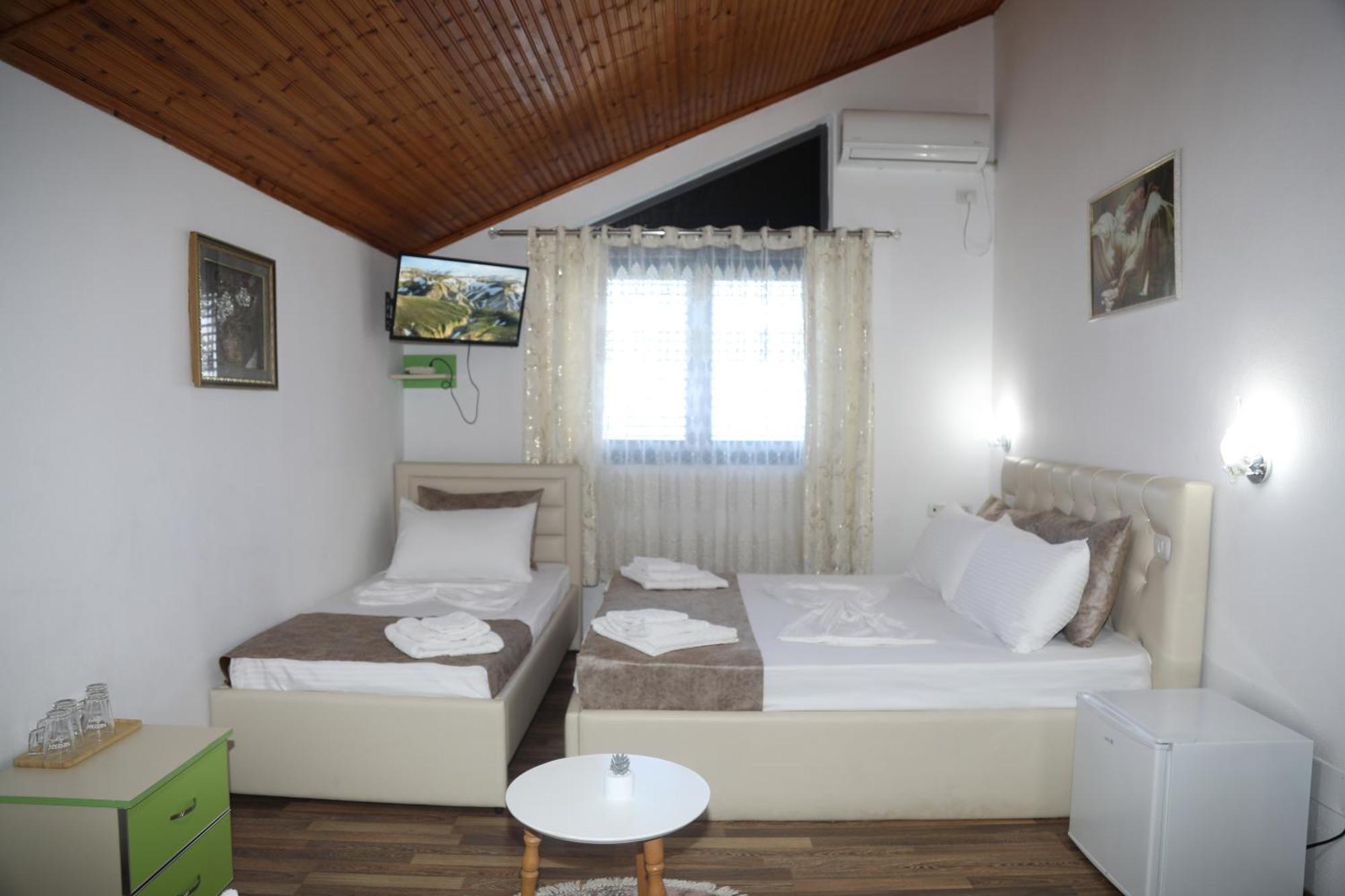 Lakefront House Shiroka ภายนอก รูปภาพ